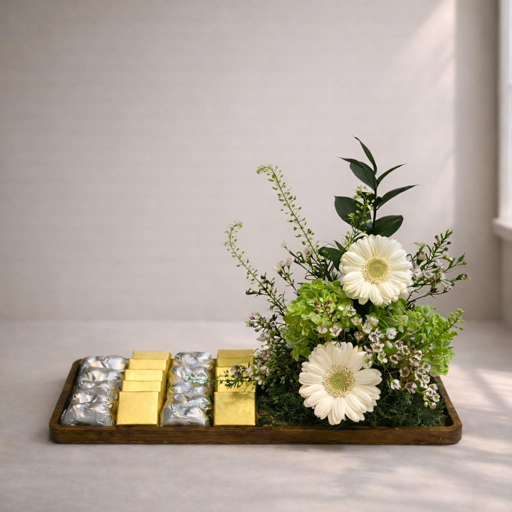 White Garden & Chocolate Tray