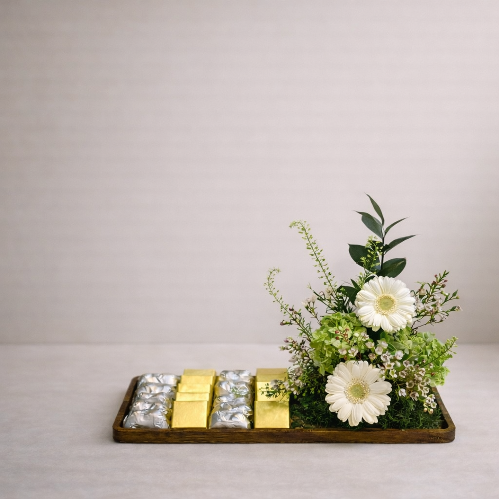 White Garden & Chocolate Tray