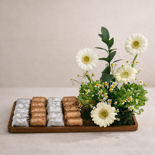 Bloom & Bites – Floral & Chocolate Tray